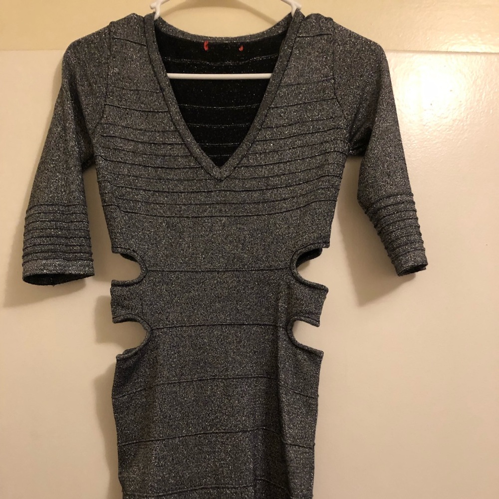 Dress - Picture 2 of 2